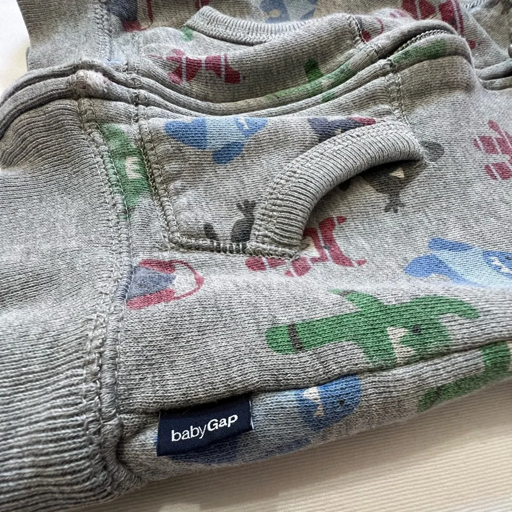 Baby GAP Hoodie 12-18 Months Full Zipper Gray